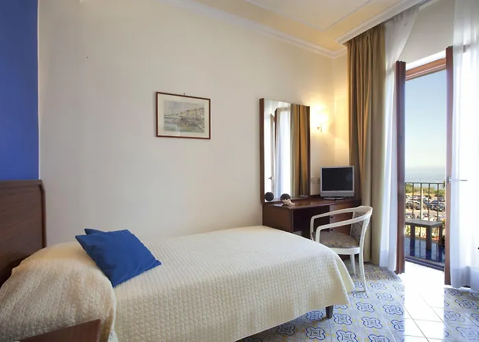 Hotel Tirrenia