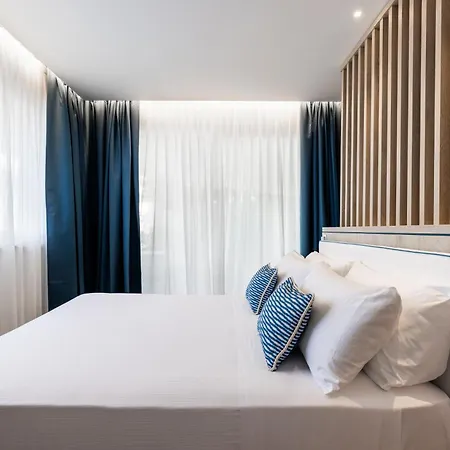 Hotel Tirrenia 4*