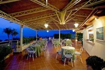 Hotel Tirrenia Península Sorrentina