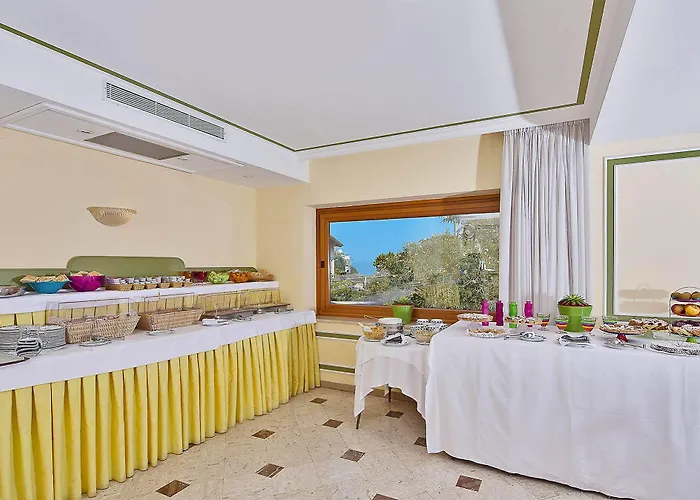 Tirrenia 4* Sorrento